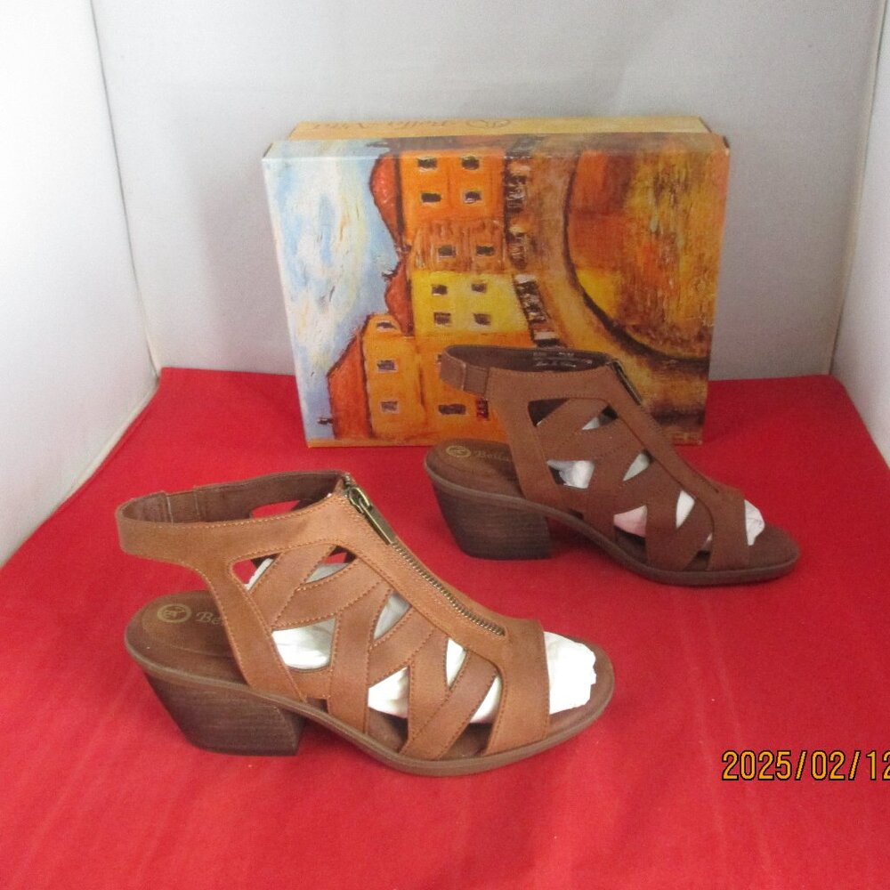 Bella Vita Women's Jovanah Block Heel Sandals $90 - US Size 7 1/2 - Tan - 1179